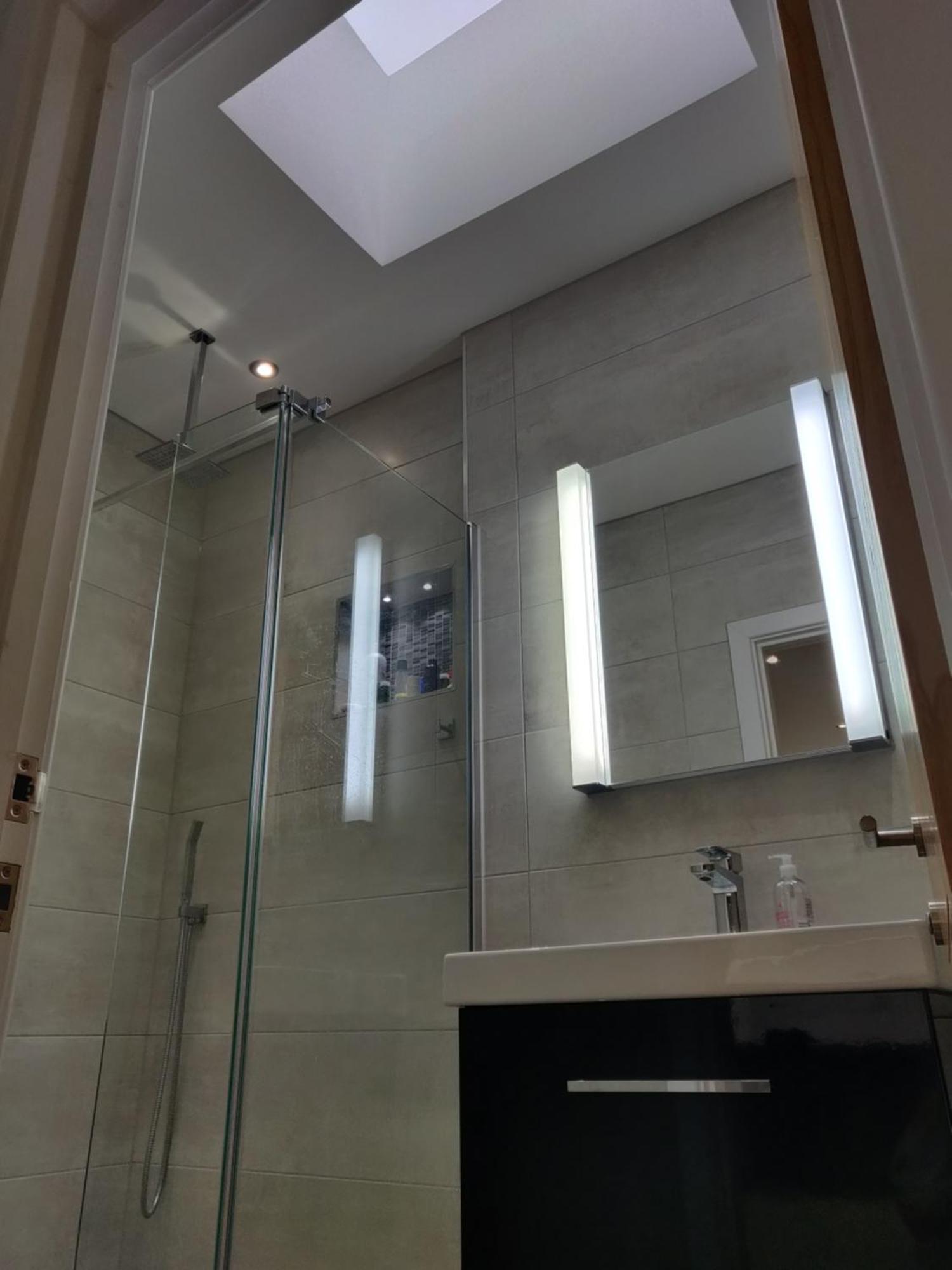 Allen Ridge Hythe  Phòng bức ảnh